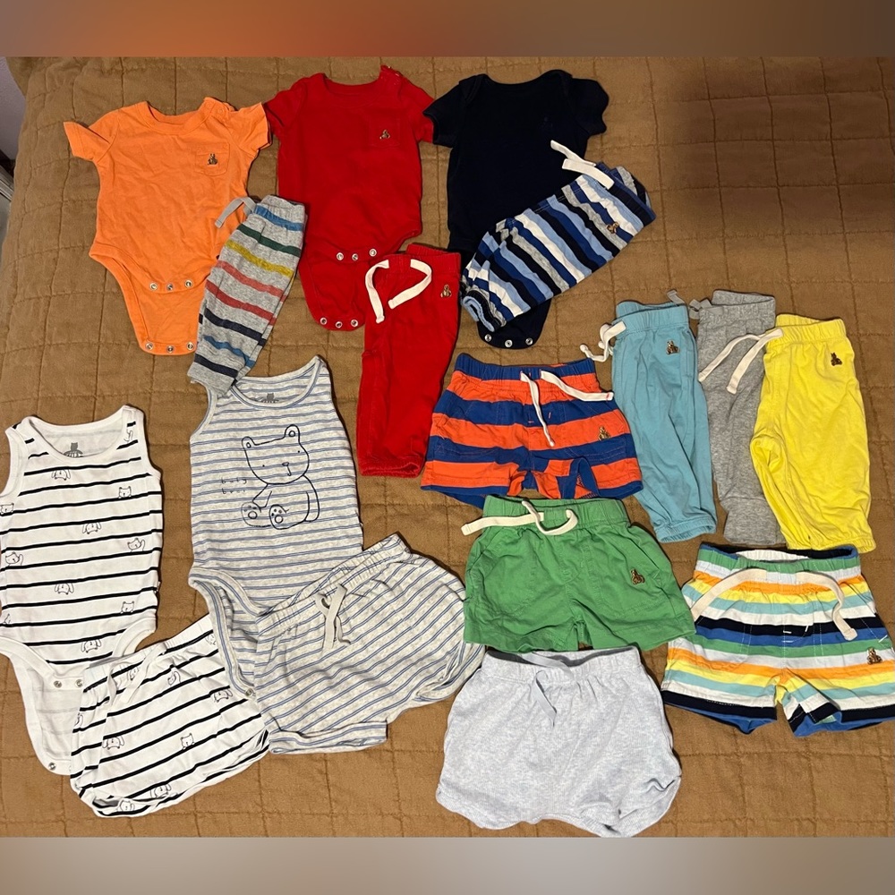 Boys baby gap 0-3 months and 3-6 months